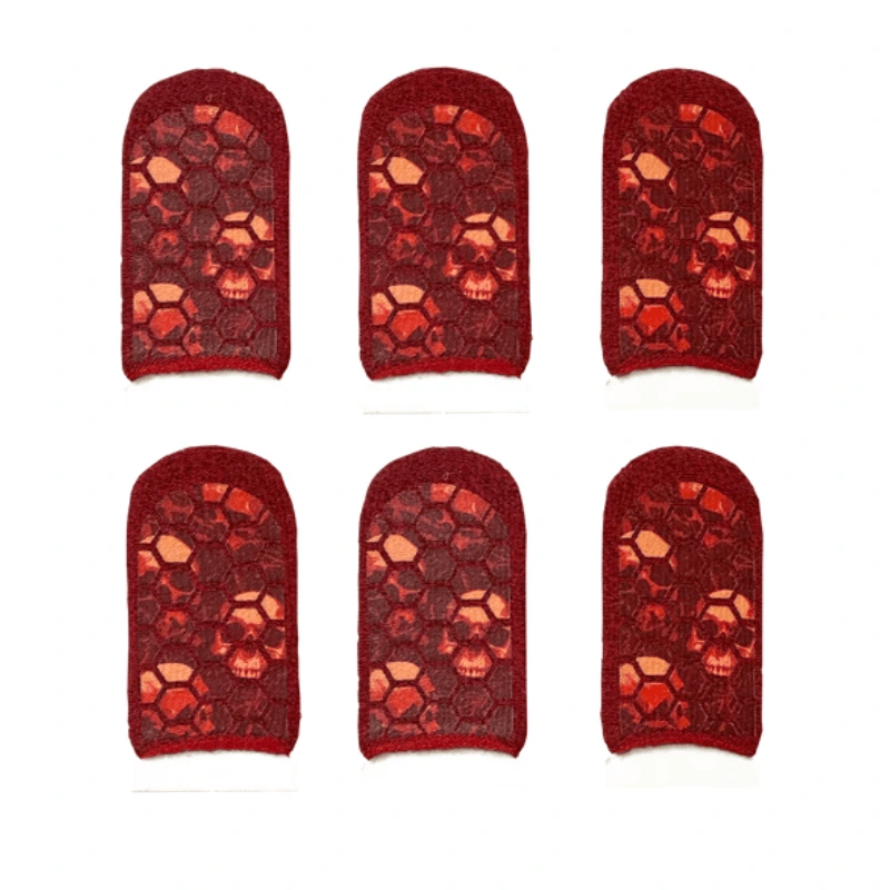 آستین ClawSocks Blood & Skull در حال استفاده